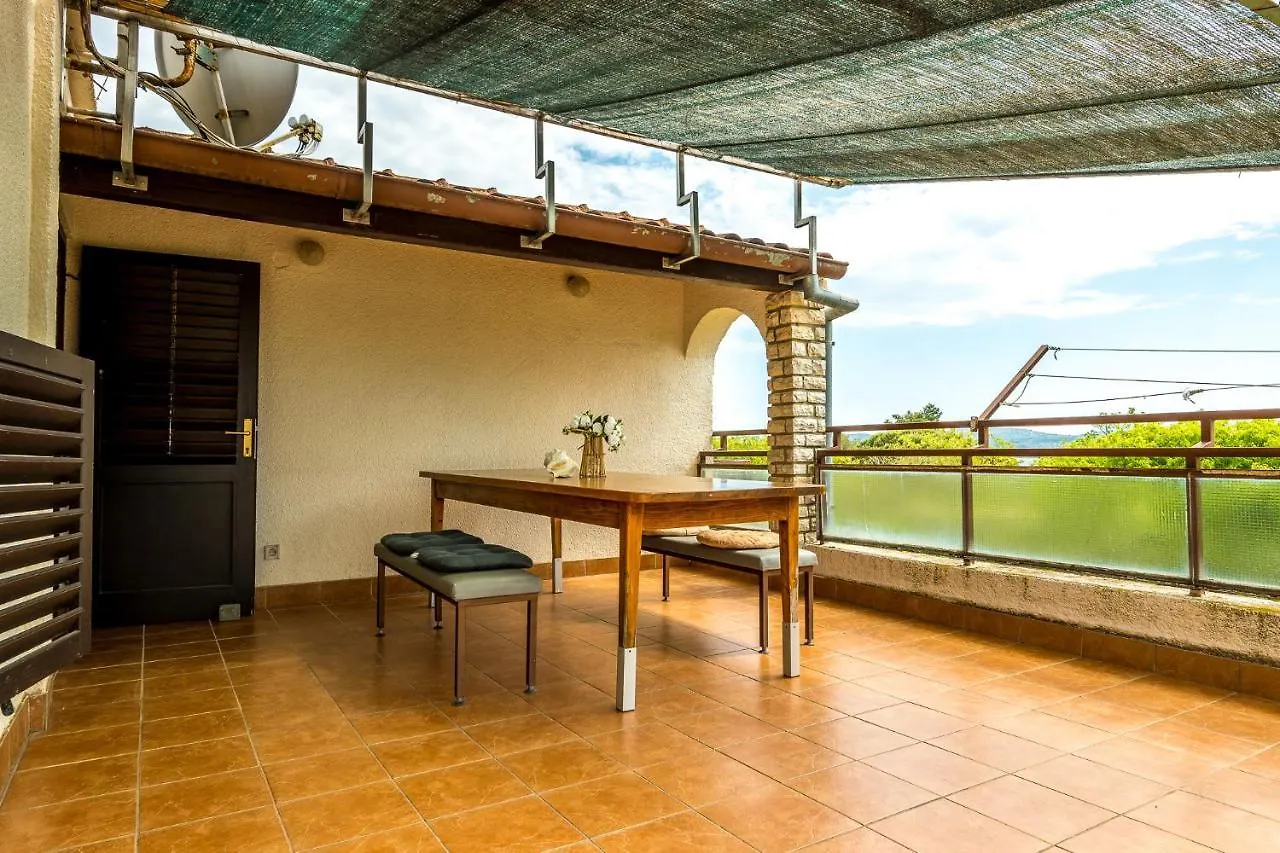 Apartman Apartmani Rosa Turanj