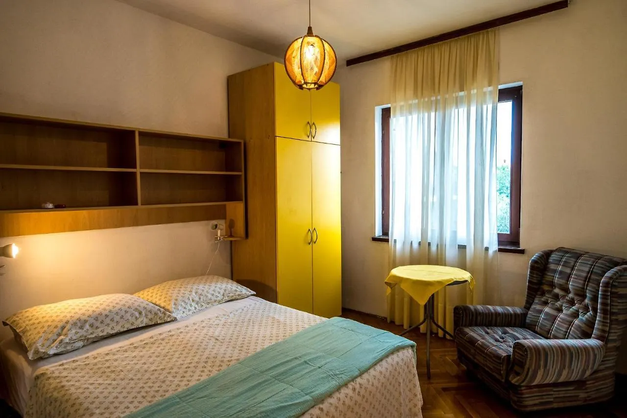 Apartmani Rosa Turanj Horvátország