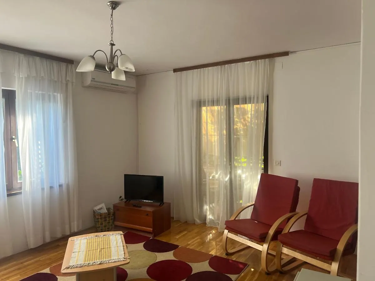 Apartmani Rosa Turanj 0*,  Horvátország